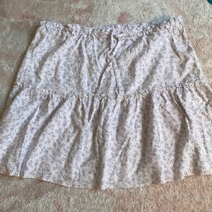 Flowy brandy Melville skirt -adjustable waist-